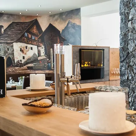 Bed and Breakfast Antoniushof - Inklusive Super Sommer Card Serfaus